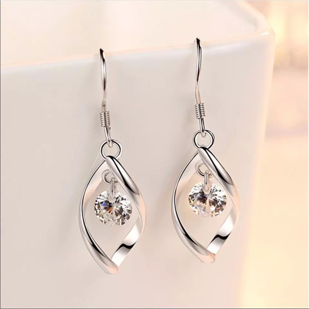 🌟 Sterling Silver 925 CZ Earrings